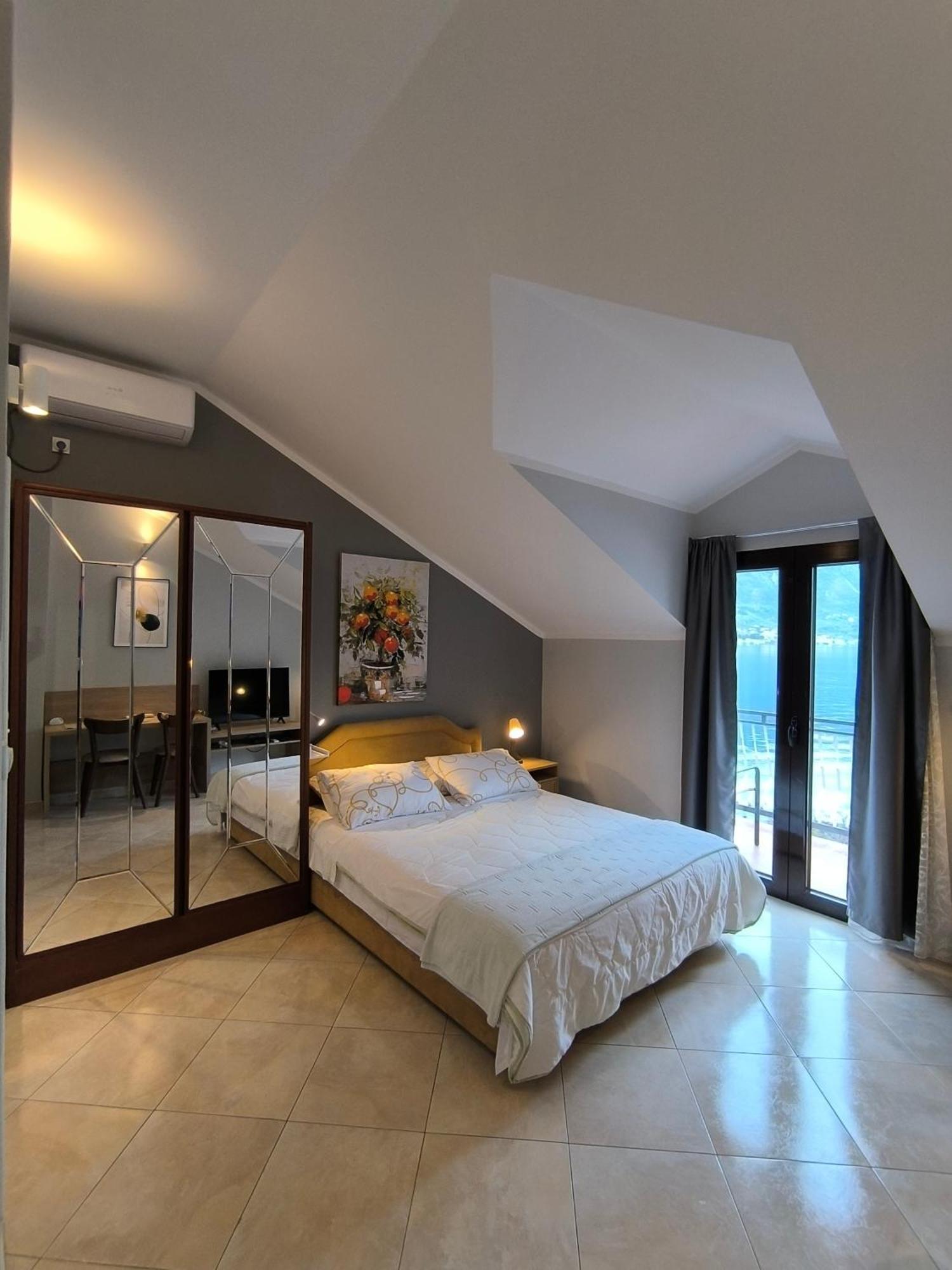 Apartments Djurovic Kotor Eksteriør bilde
